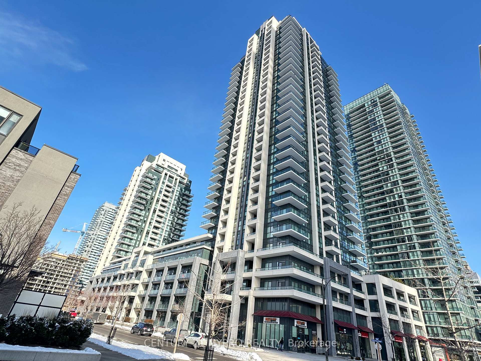 Property Photo: 4055 Parkside Village Drive 1514 ON L5B 0K8