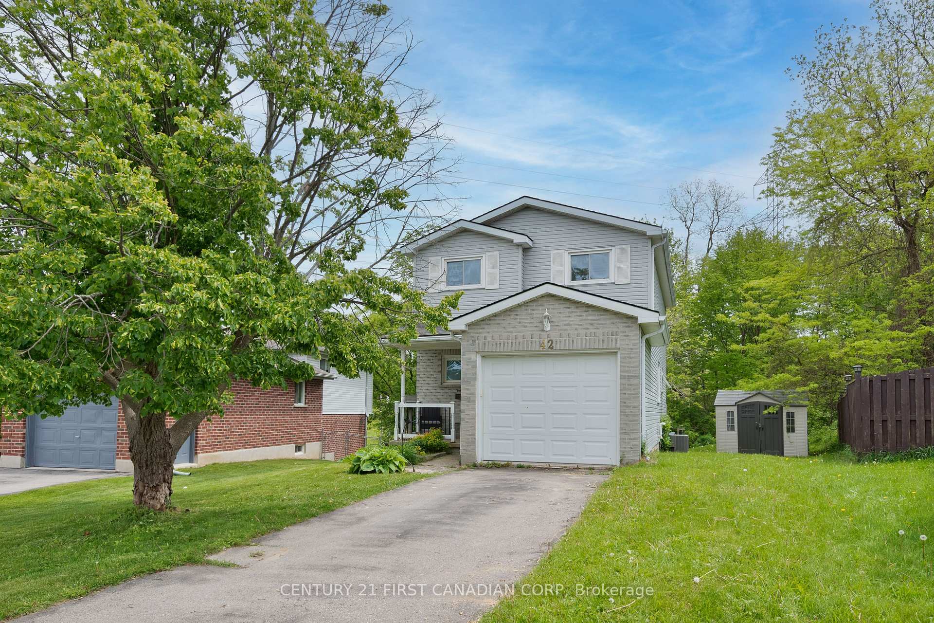 Property Photo: 42 Eula White Place ON N5Z 5C2