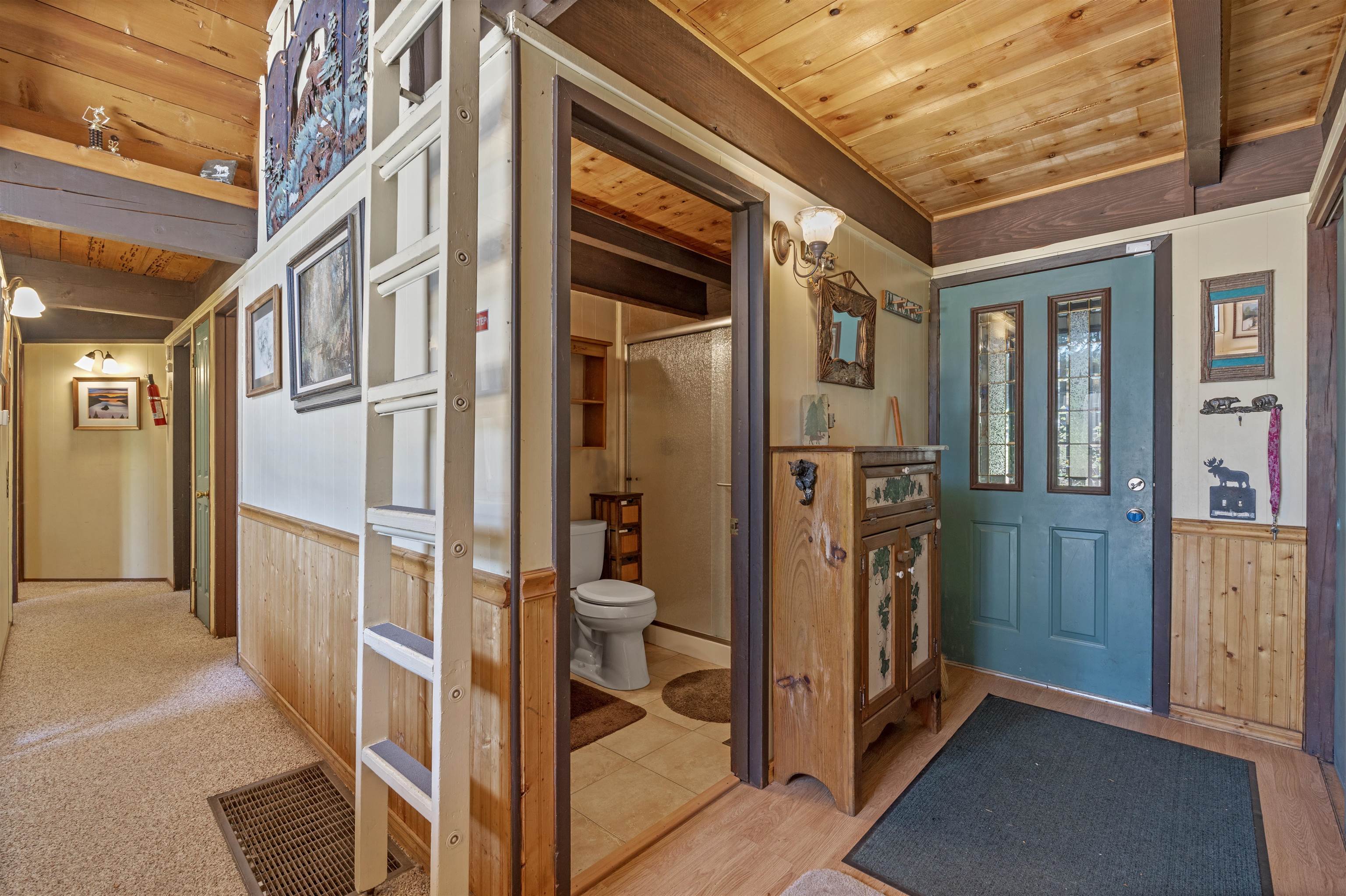 Property Photo: 1263 Sequoia Avenue CA 96145