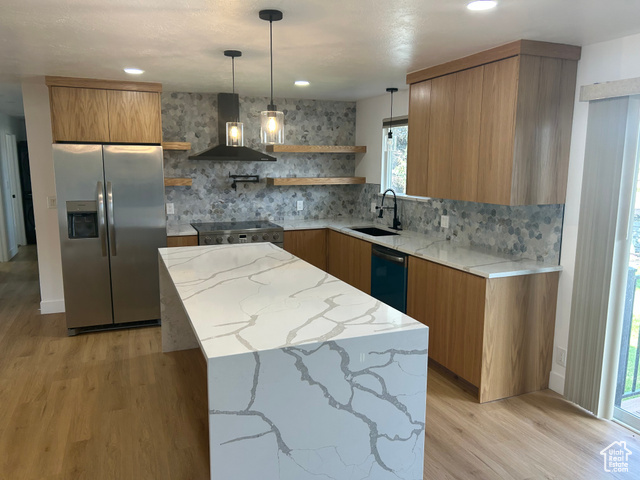Property Photo: 7726 S 3500 E UT 84121