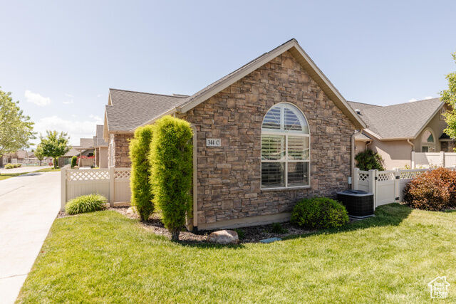 Property Photo:  344 E 2280 N C  UT 84341 