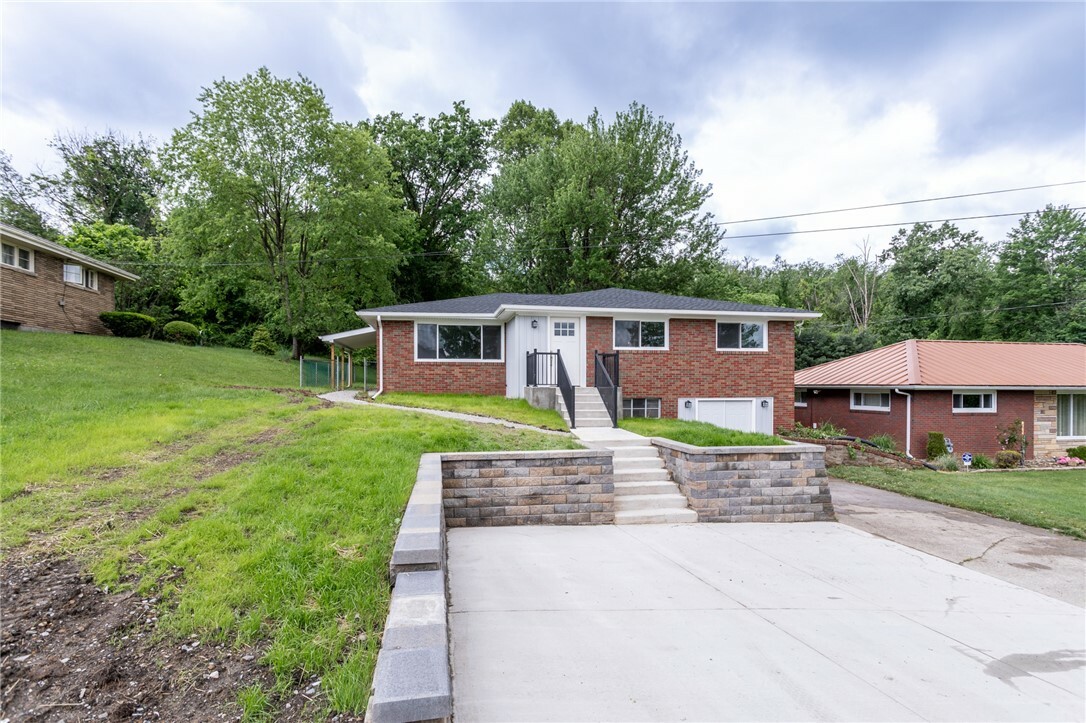 Property Photo: 5 Albert St PA 15401