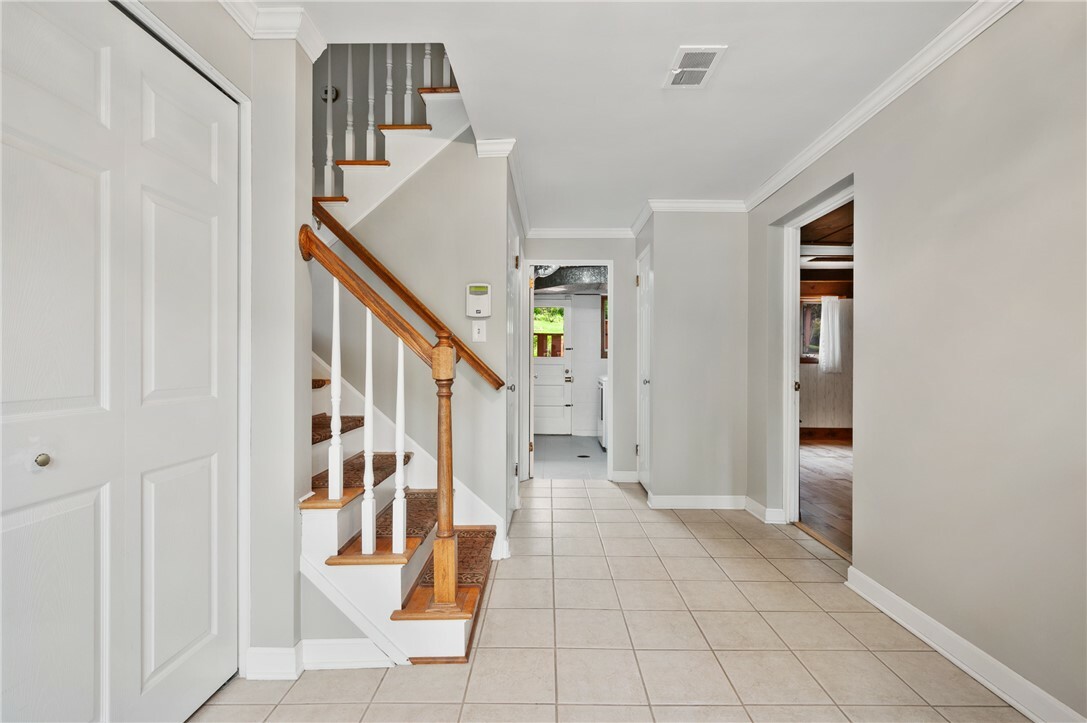 Property Photo: 2525 Chapelwood Dr PA 15241