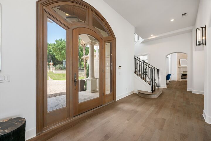 Property Photo:  2547 Waymaker Way  TX 78746 