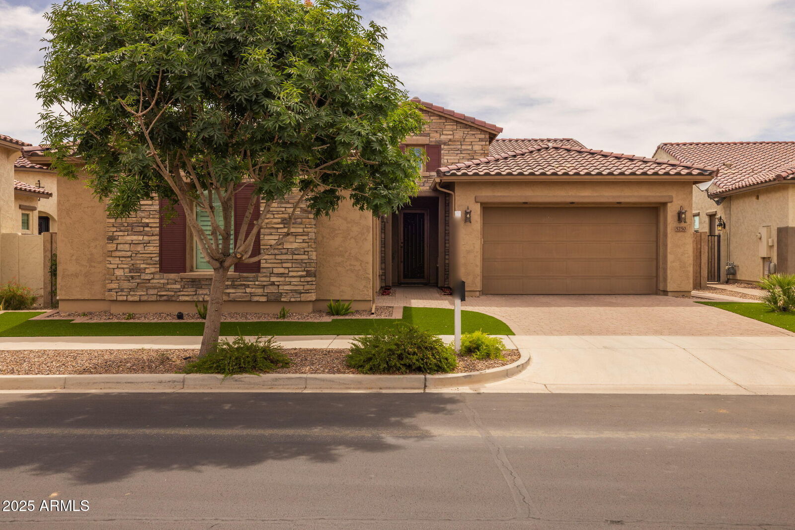 Property Photo:  5250 S Wesley Circle  AZ 85212 