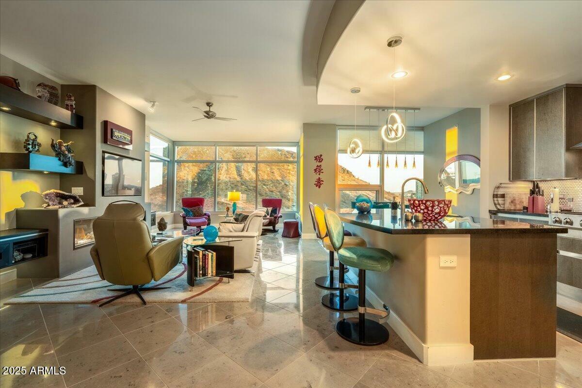 Property Photo: 140 E Rio Salado Parkway 1006 AZ 85281