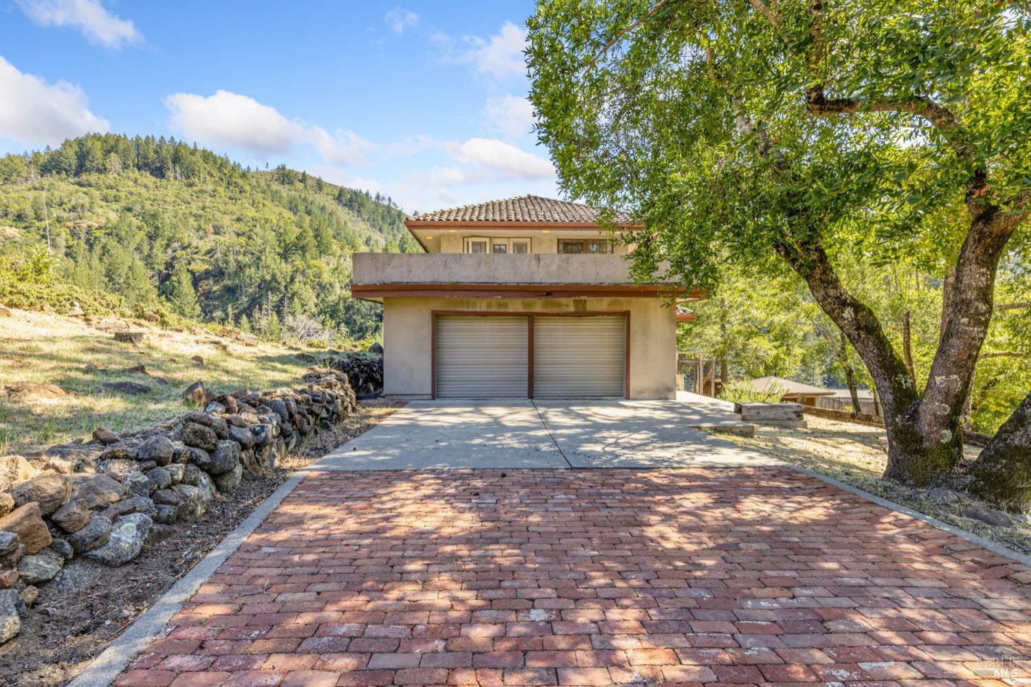 Property Photo: