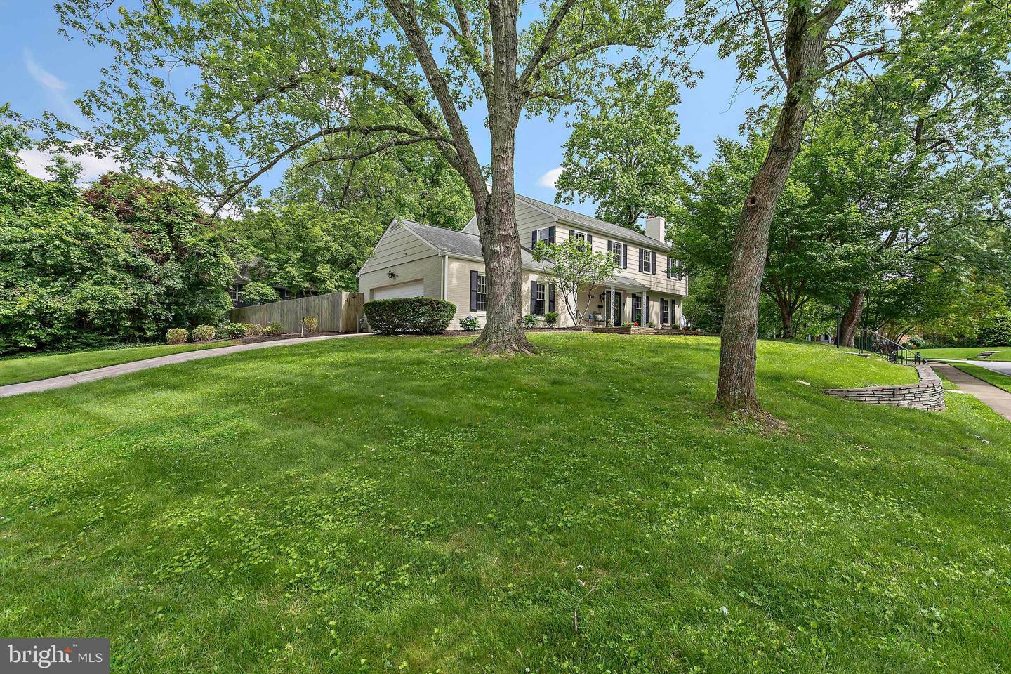8801 Fircrest Place  Alexandria VA 22308 photo