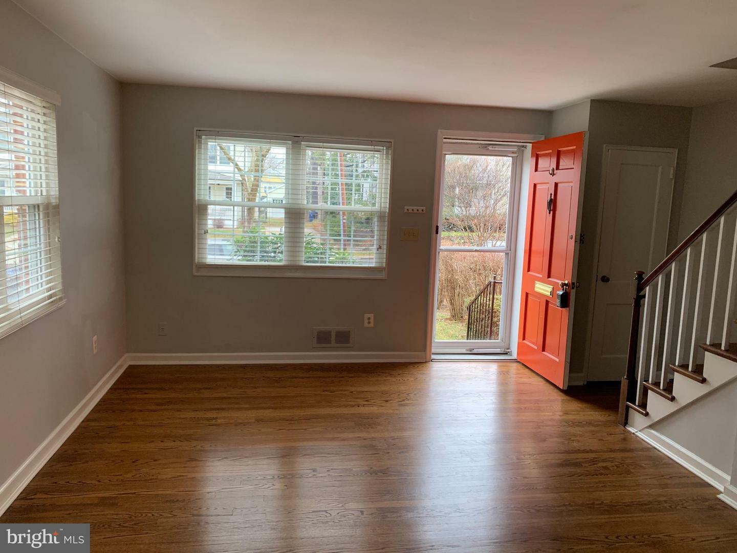 Property Photo: 5 E Alexandria Avenue VA 22301
