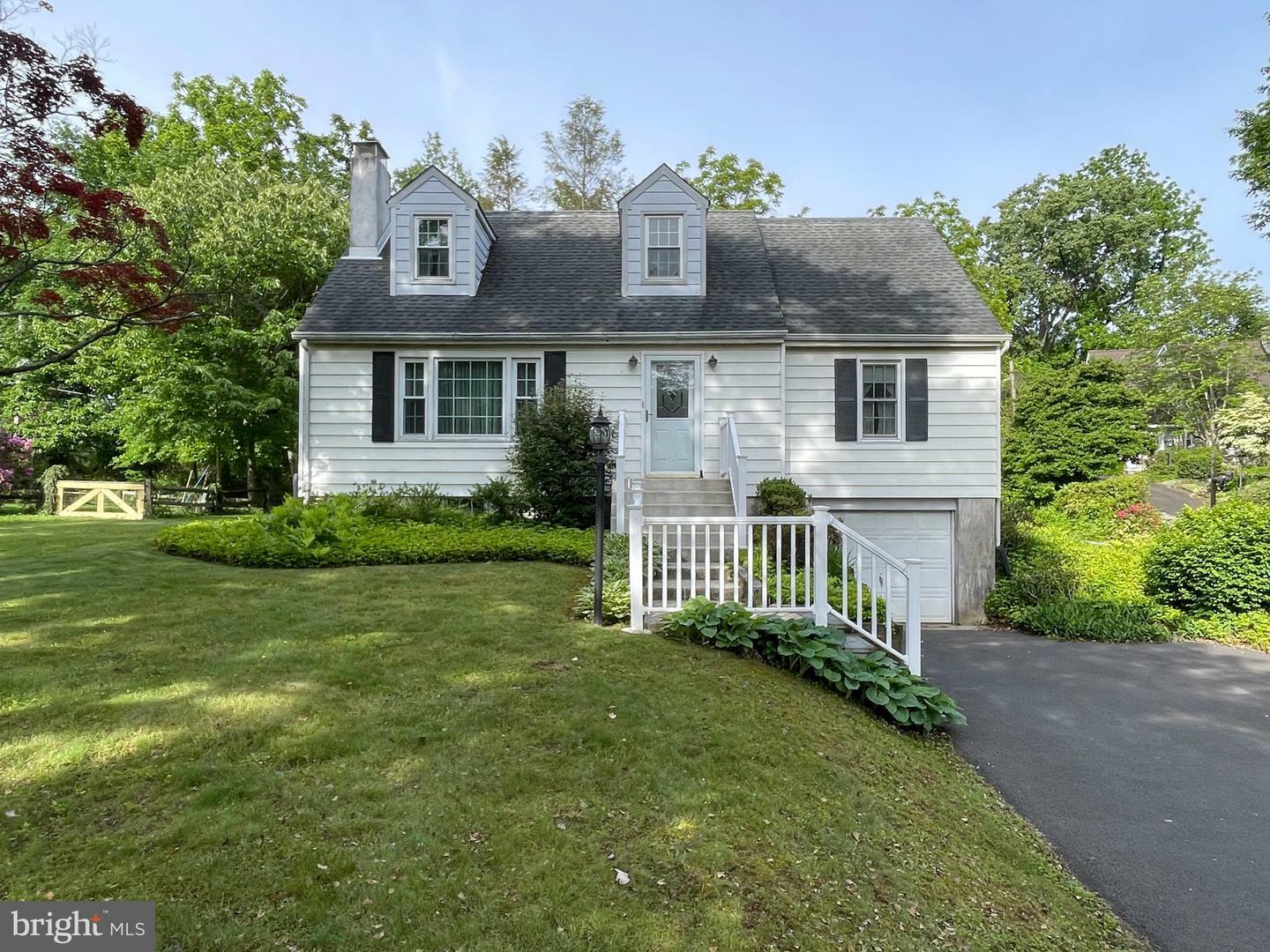 Property Photo: 231 Taylorsville Road PA 19067