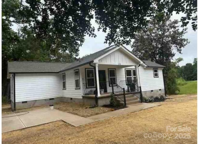 Property Photo:  116 Hornets Nest Court  NC 28016 