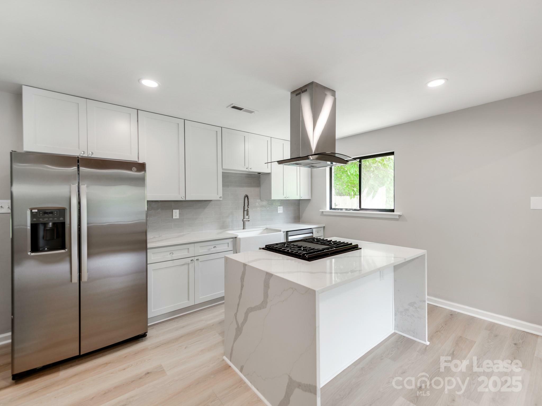 Property Photo:  4925 Springview Road  NC 28213 