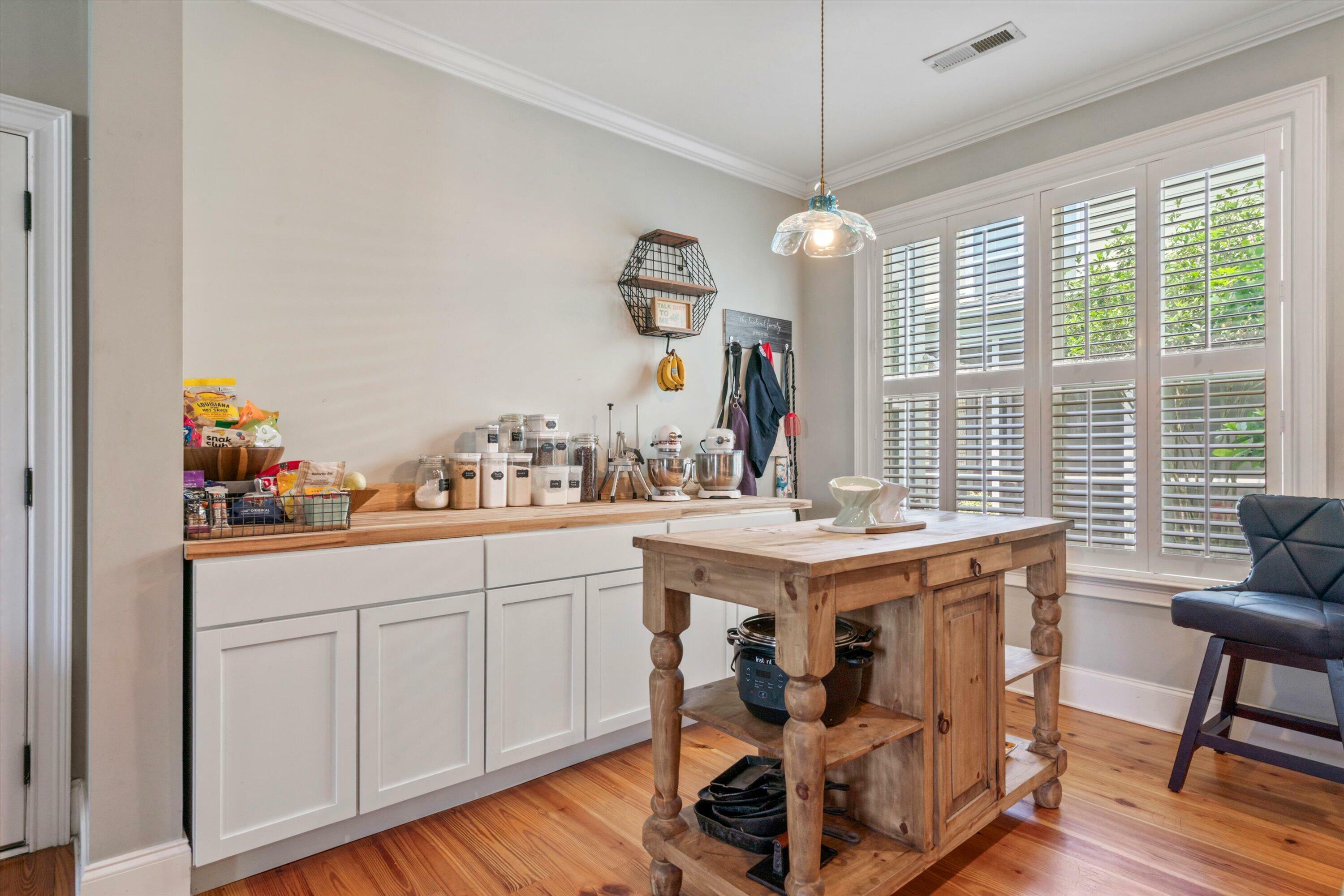 Property Photo: 216 Foxbank Plantation Boulevard SC 29461