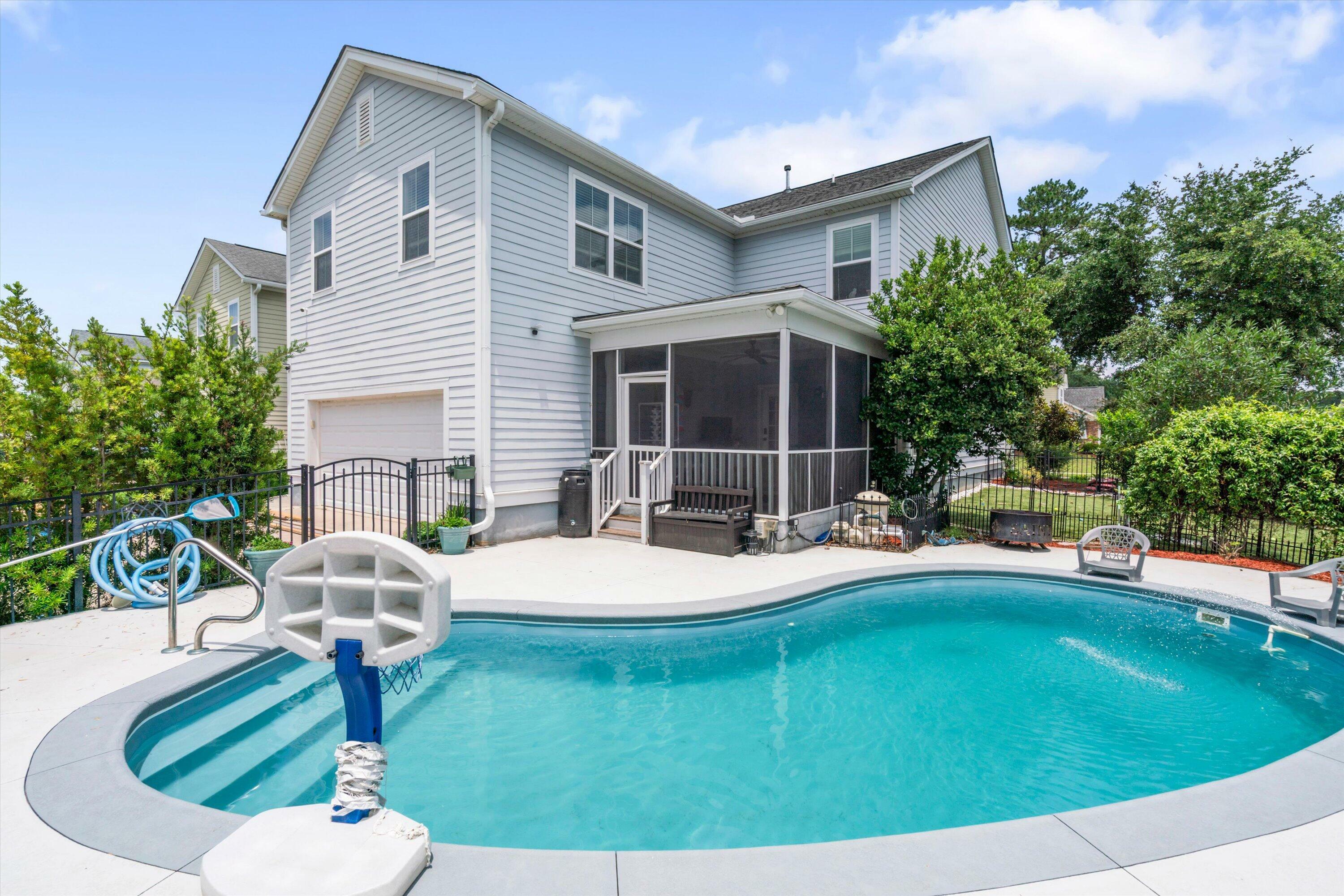 Property Photo: 216 Foxbank Plantation Boulevard SC 29461