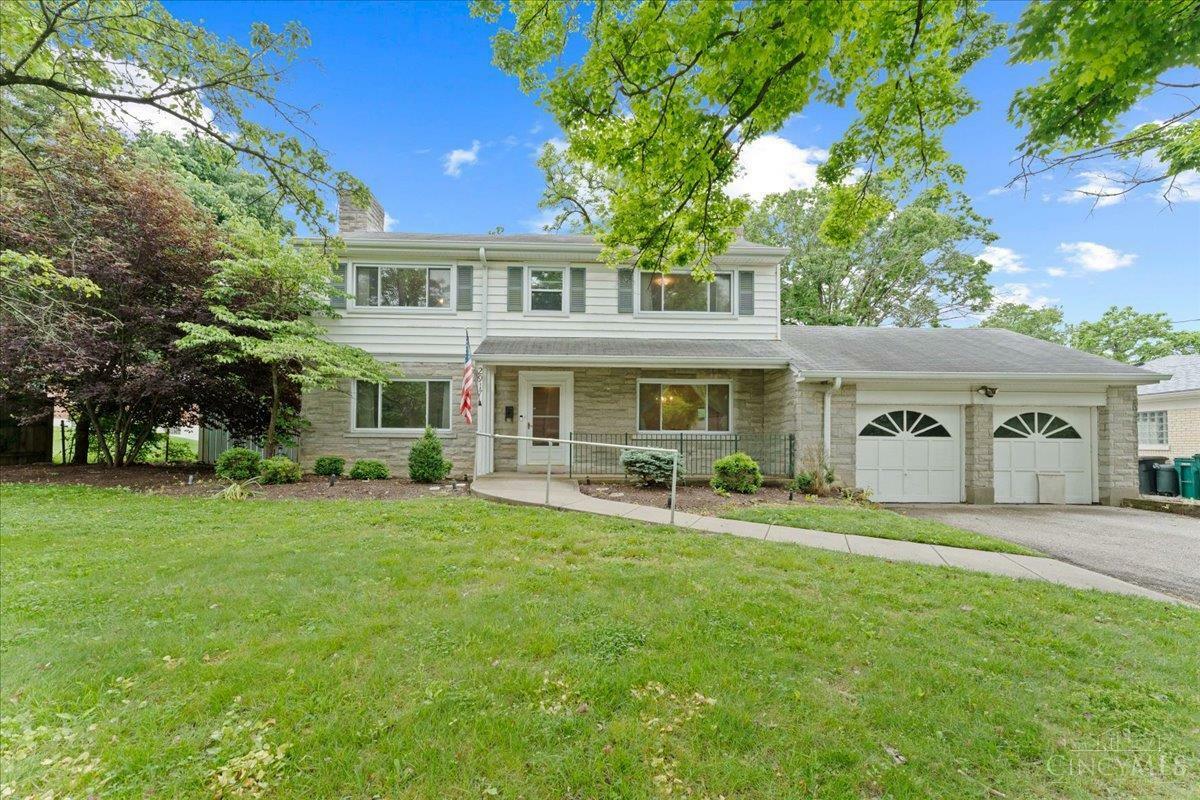 2917 Westbrook Drive  Cincinnati OH 45238 photo