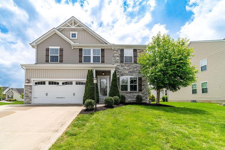 2045 E Gardenia Drive  Pataskala OH 43062 photo