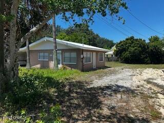 Property Photo: 217 14th Street FL 32413