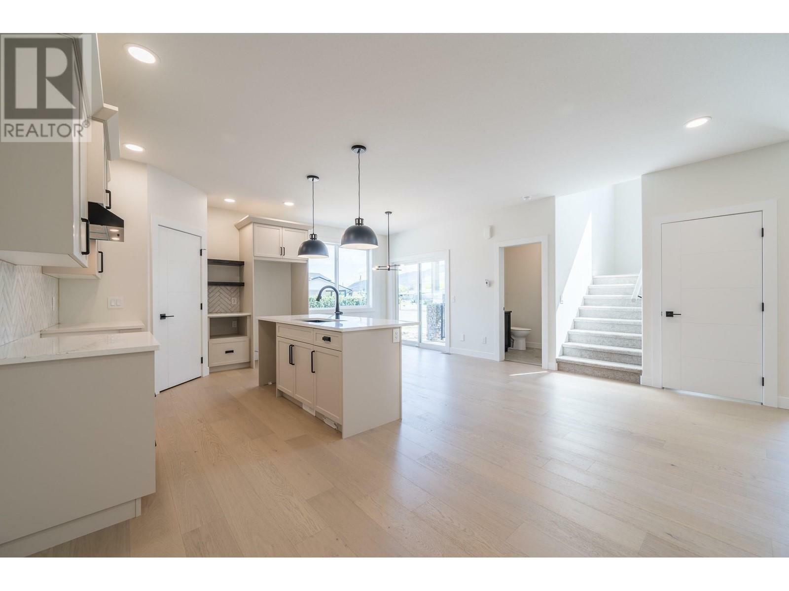 Property Photo: 3228 Bank Road BC V2B 6Z7