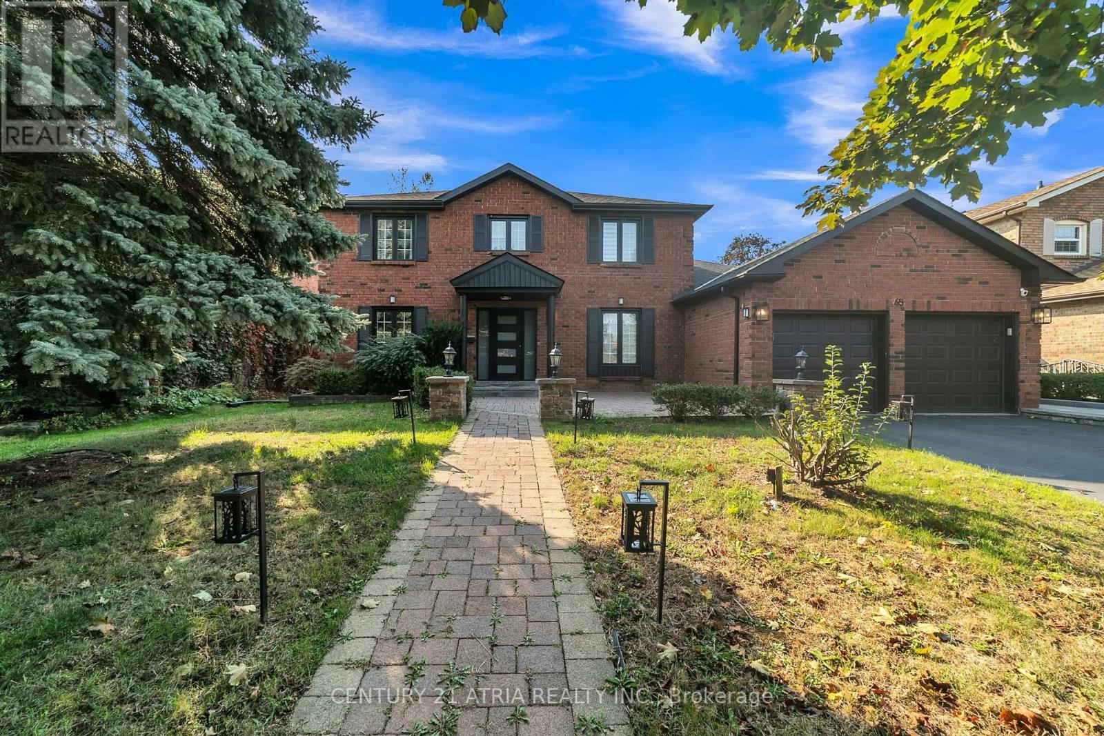 Property Photo:  65 Worthington Avenue  ON L4E 2S6 