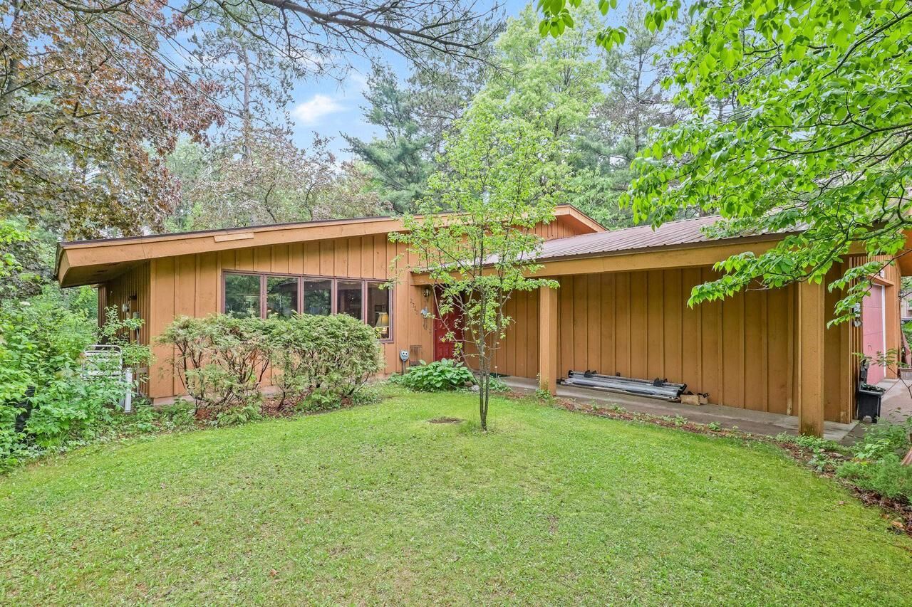 Property Photo: 2720 Parkway Court WI 54494
