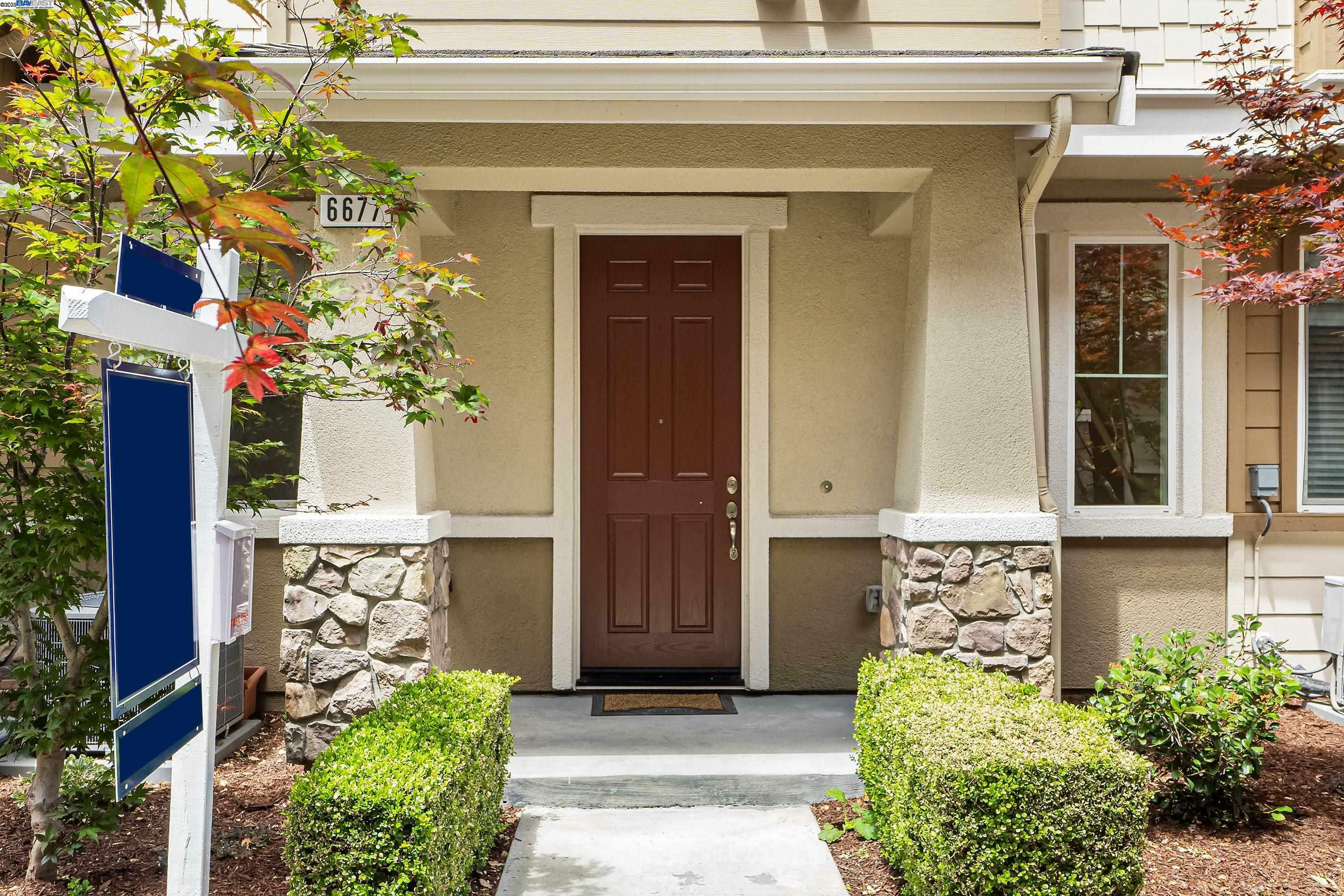 Property Photo: 6677 S Mariposa Ln CA 94568