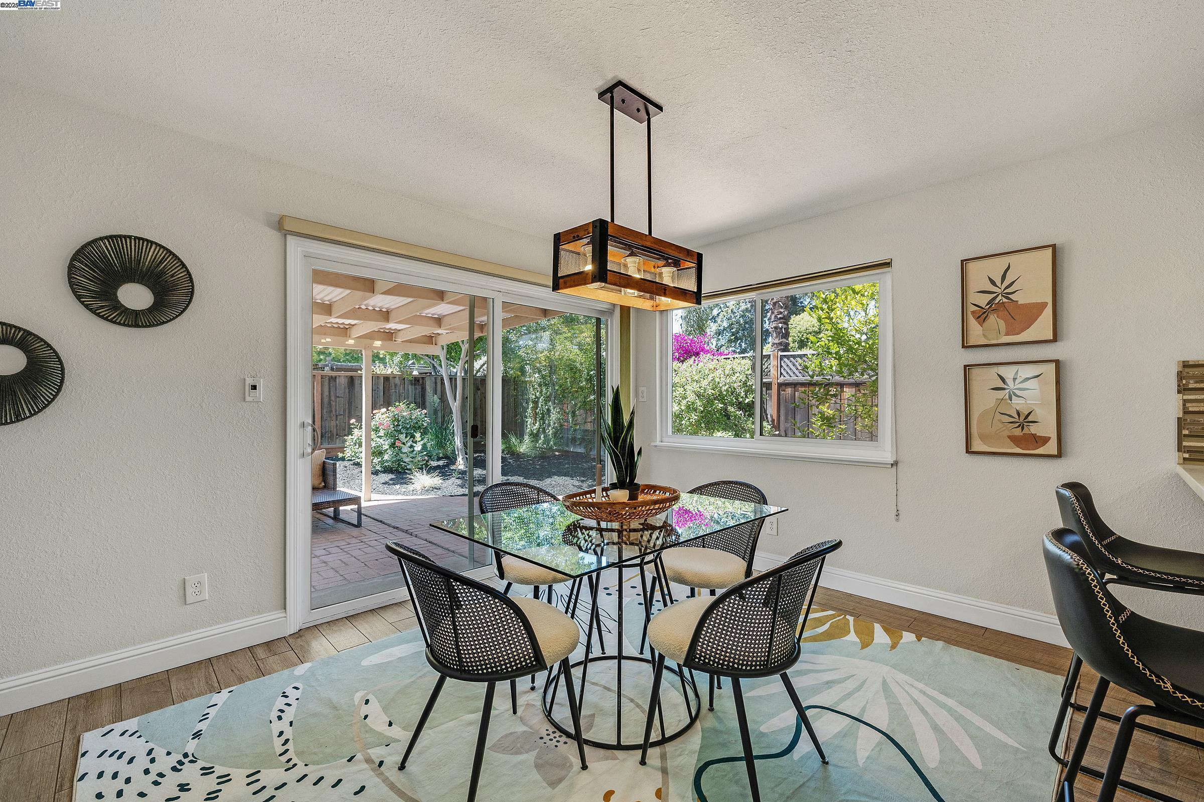 Property Photo: 620 Swallow Dr CA 94551
