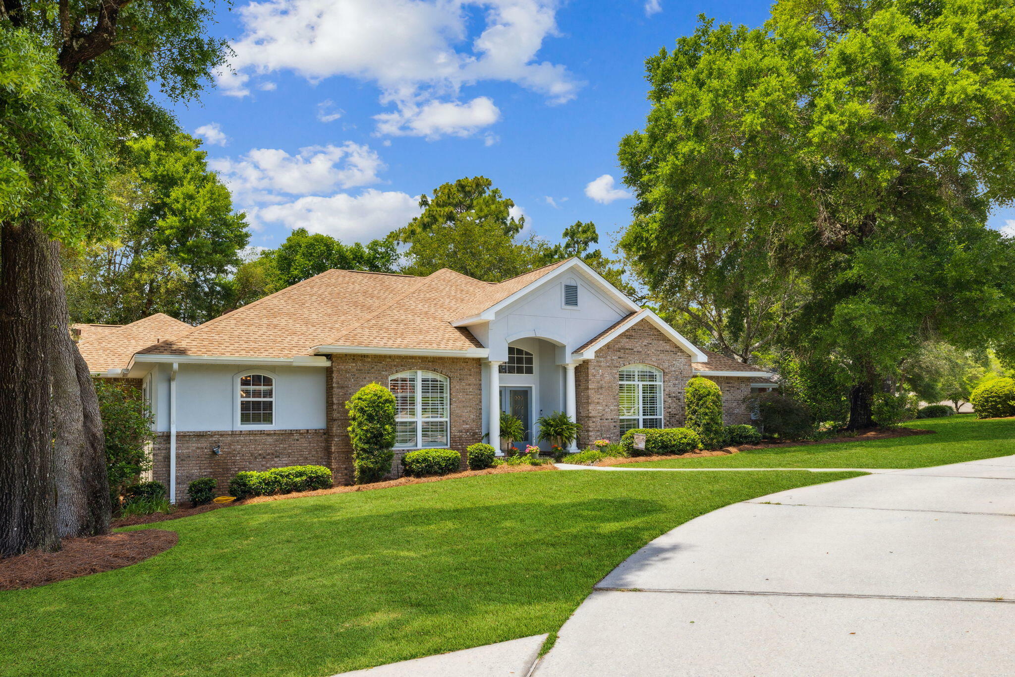 Property Photo: 2009 Kildare Circle FL 32578