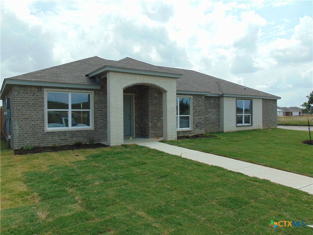 Property Photo: 3101 Salt Fork Drive TX 76549