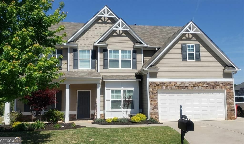 Property Photo: 1329 Old Glory Court GA 30548