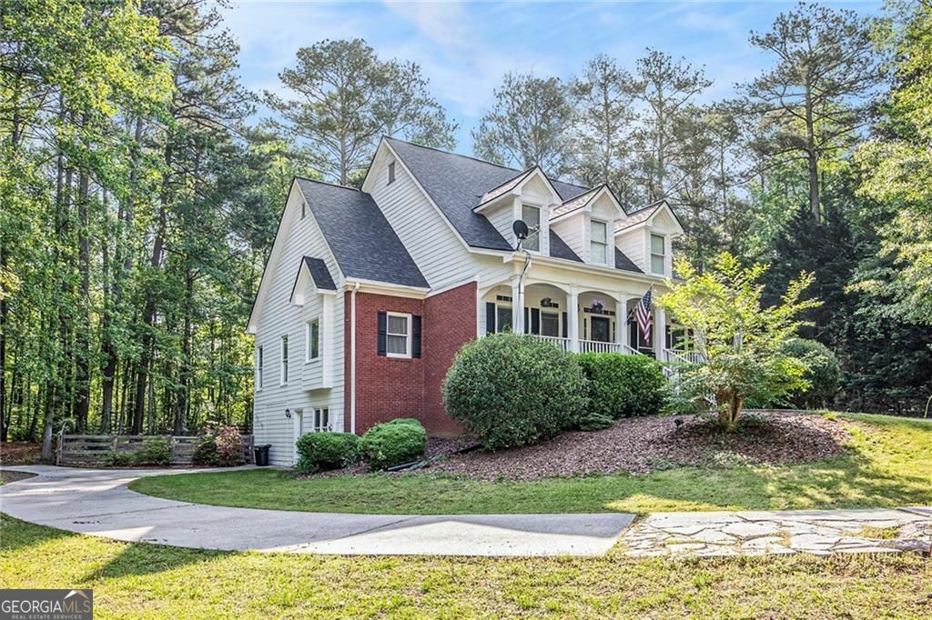 Property Photo: 2300 Hawthorne Trace GA 30655