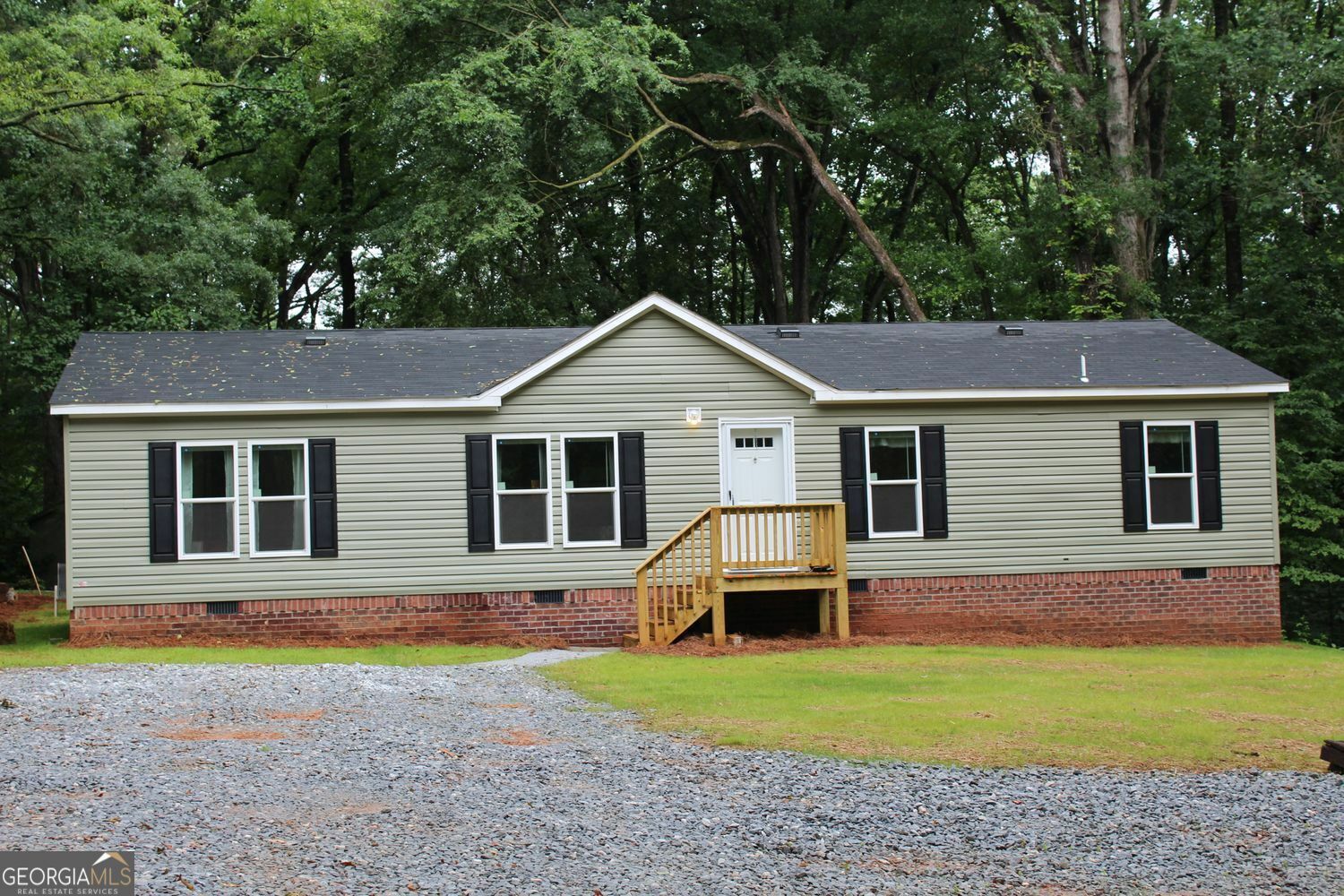 Property Photo: 2713 Brays Lake Road GA 30662