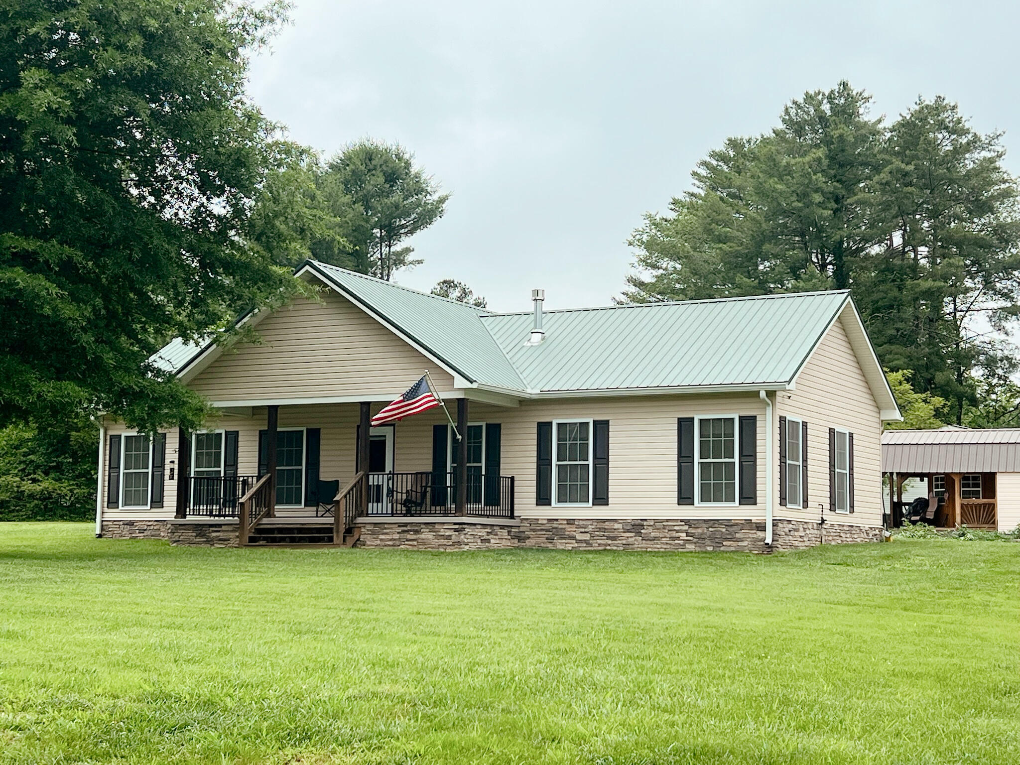 Property Photo: 188 Cherokee Drive TN 37381