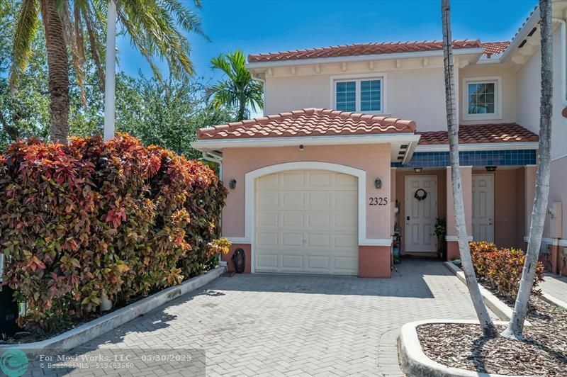 Property Photo: 2325 SE 5th St FL 33062