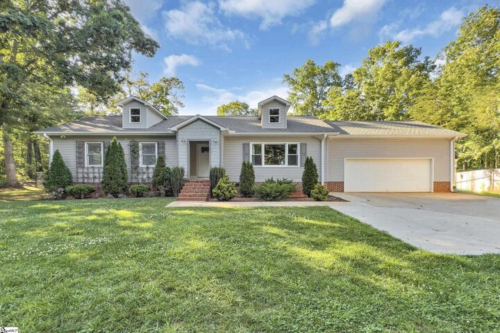 129 Holly Berry Lane  Pickens SC 29671 photo