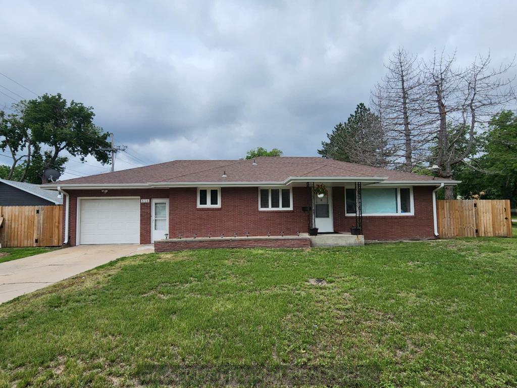Property Photo: 616 N Oak St NE 68801