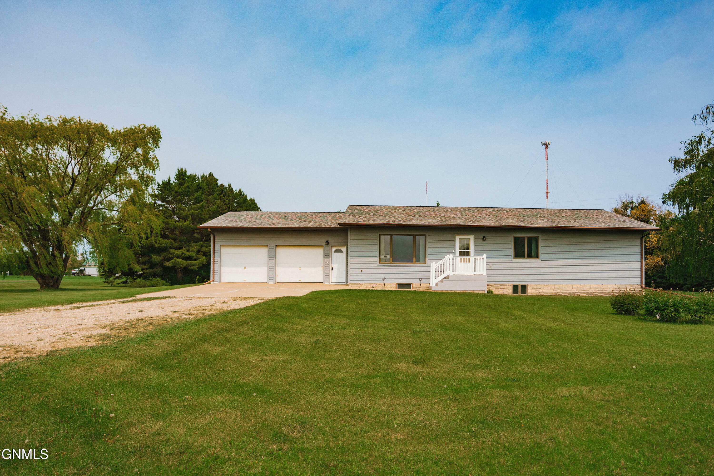 Property Photo: 8550 38th Street SE ND 58401