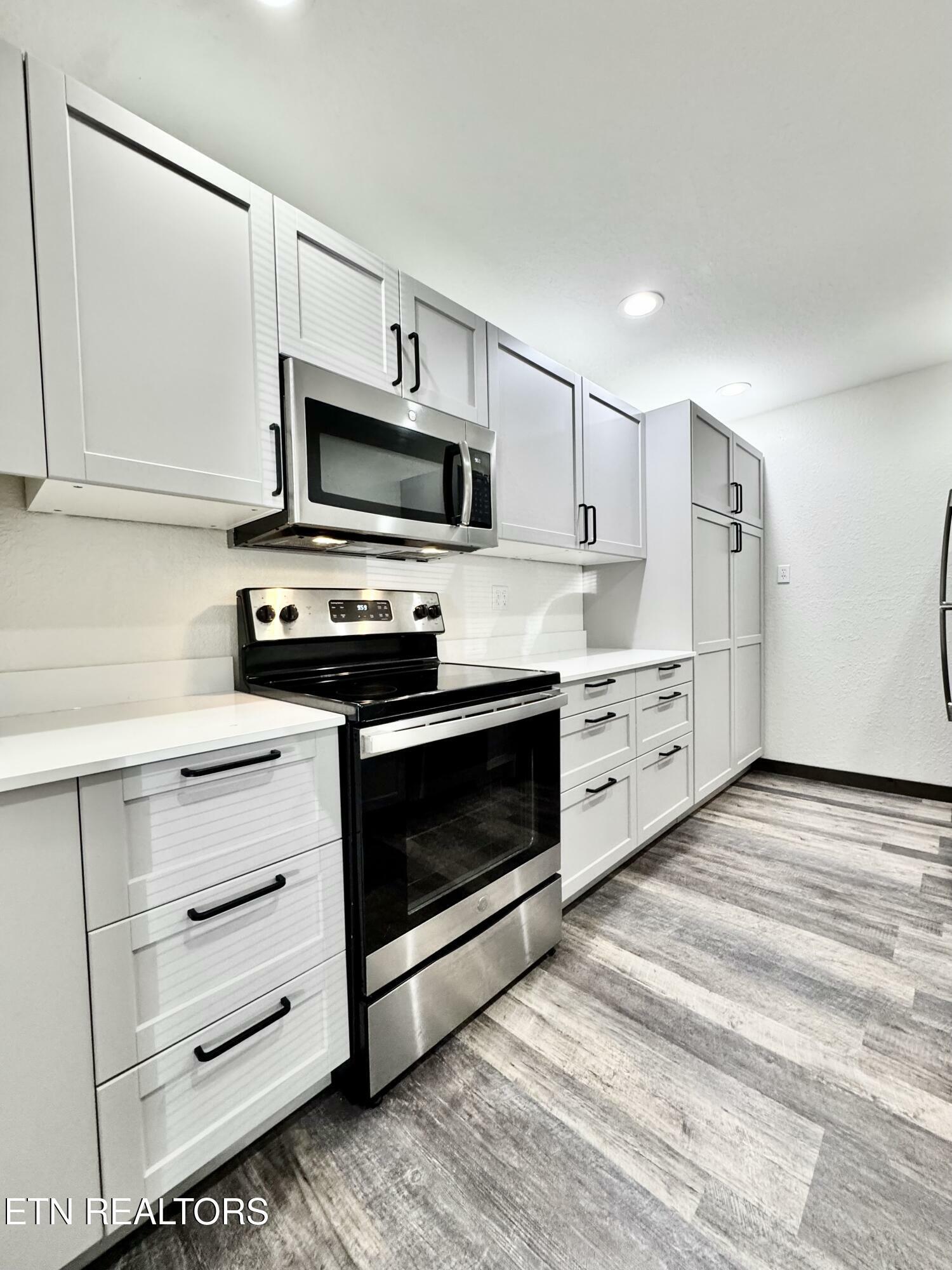 Property Photo: 321 Coleman St TN 37752