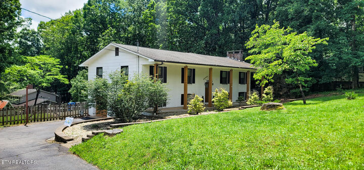 989 W Outer Drive  Oak Ridge TN 37830 photo