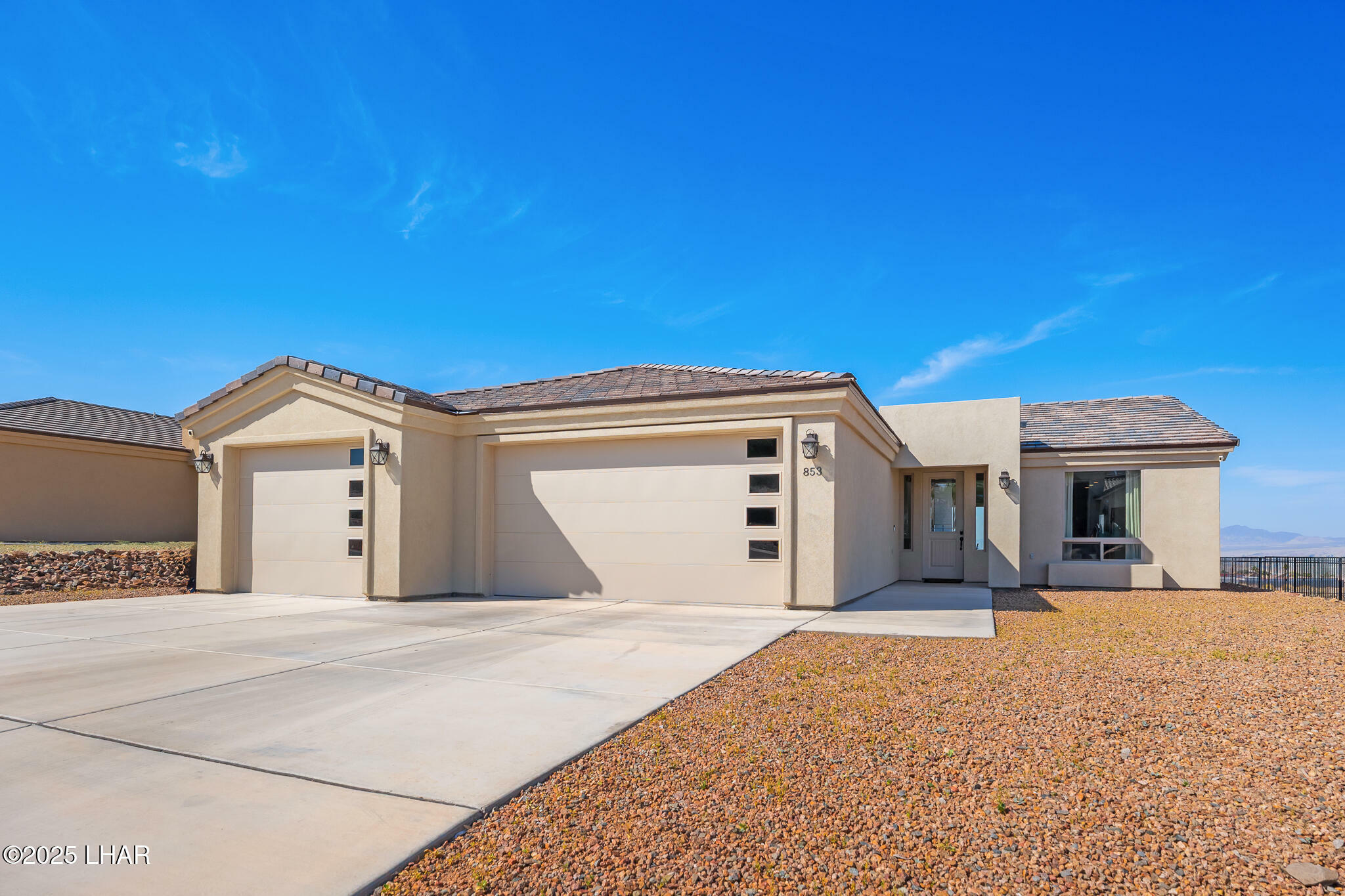 Property Photo: 853 Campbell Rd AZ 86429