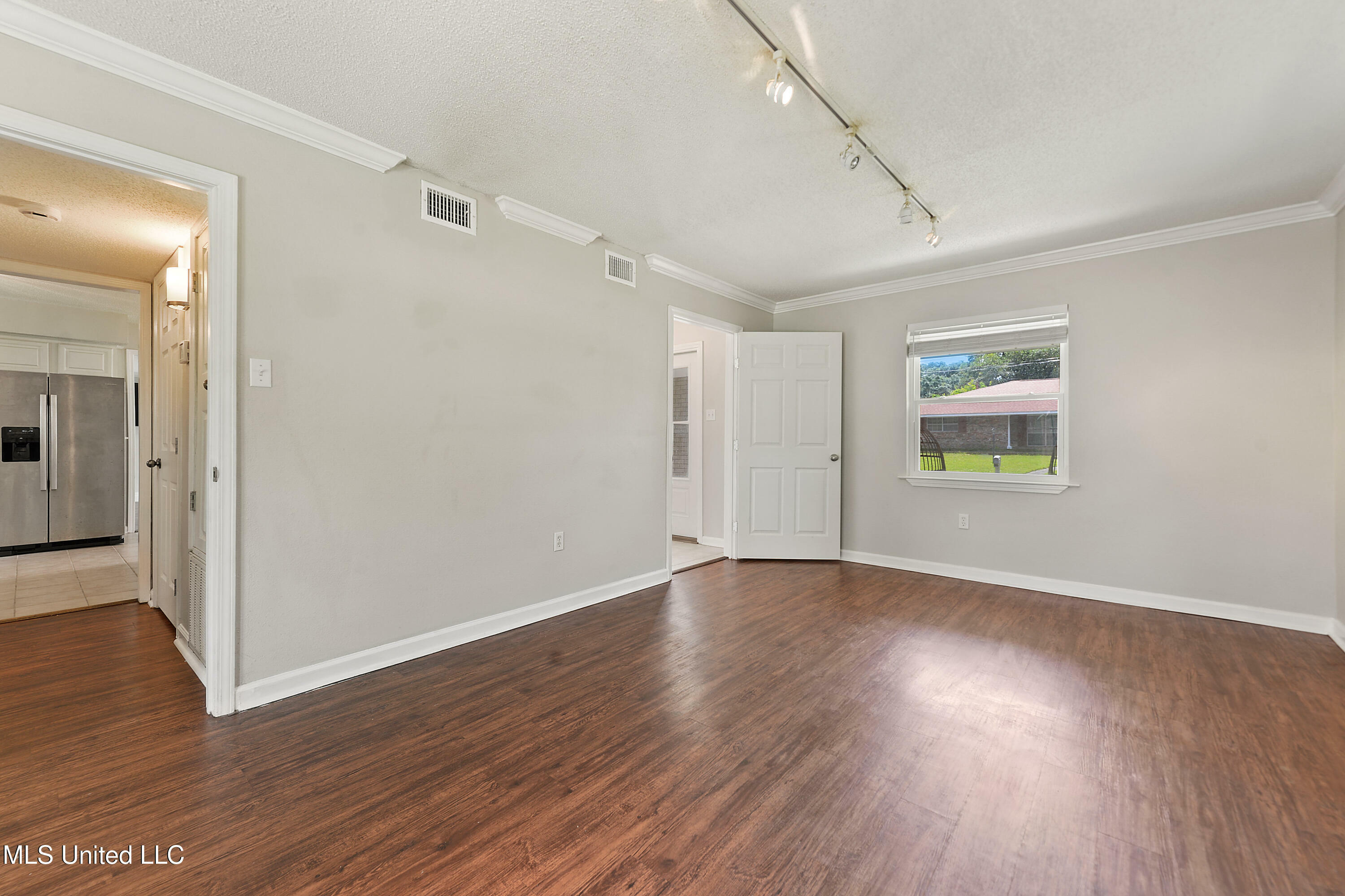 Property Photo:  122 Pitcher Point  MS 39560 