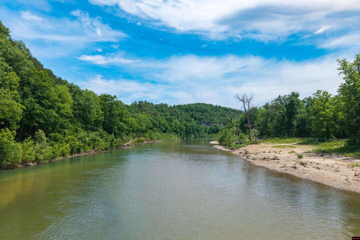 Property Photo:  1288 Cr 334  MO 65760