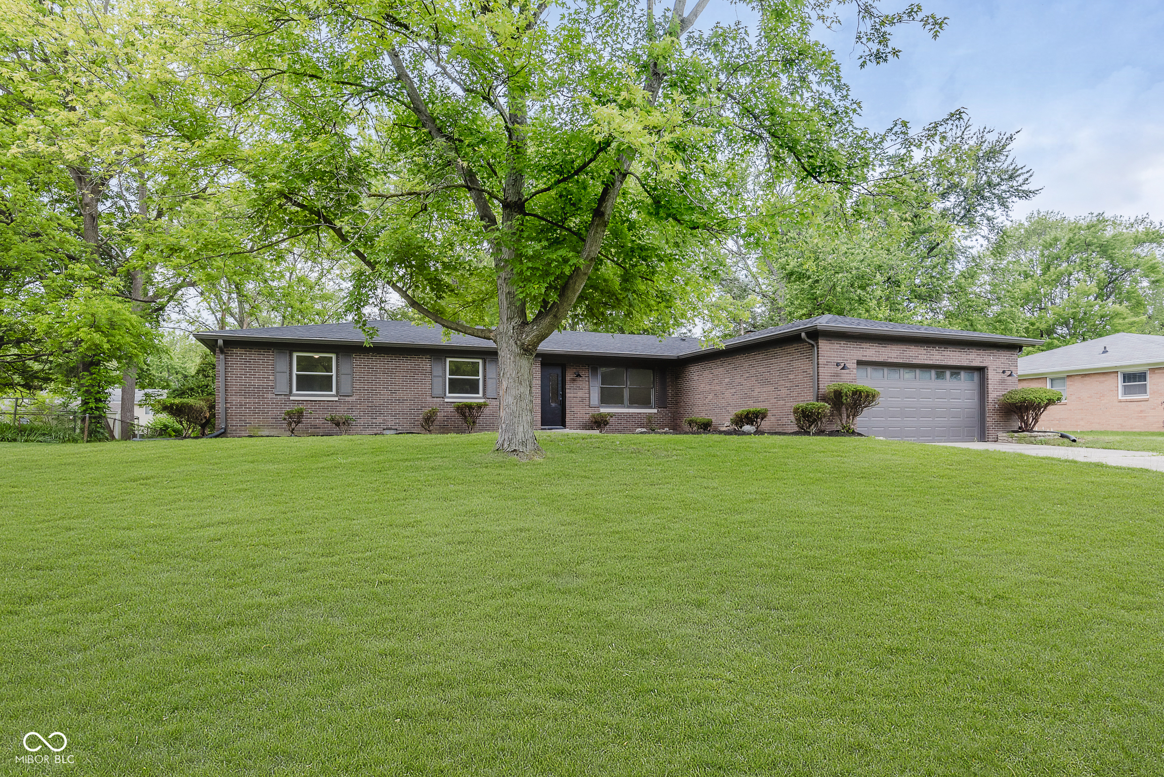 Property Photo: 5982 Melbourne Road IN 46228
