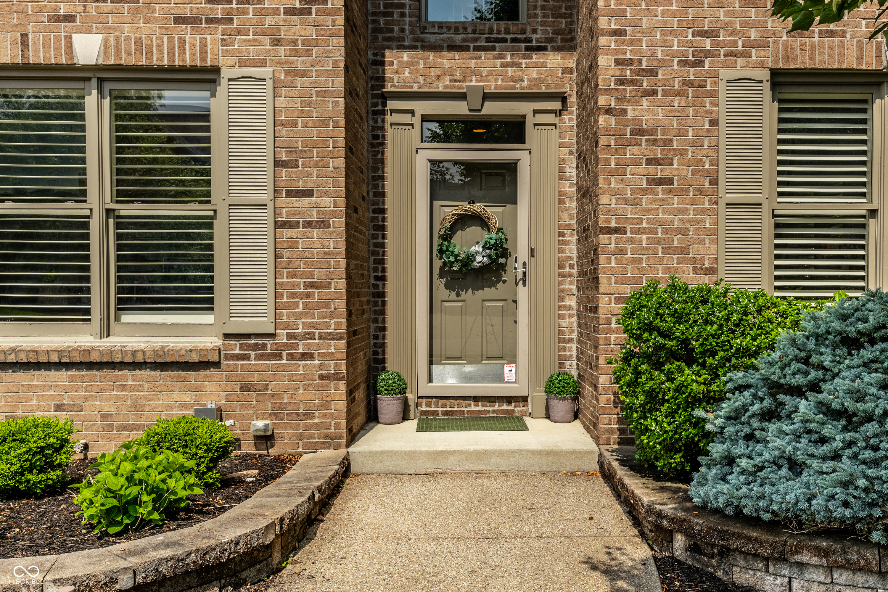 Property Photo:  9804 Wentworth Court  IN 46032 