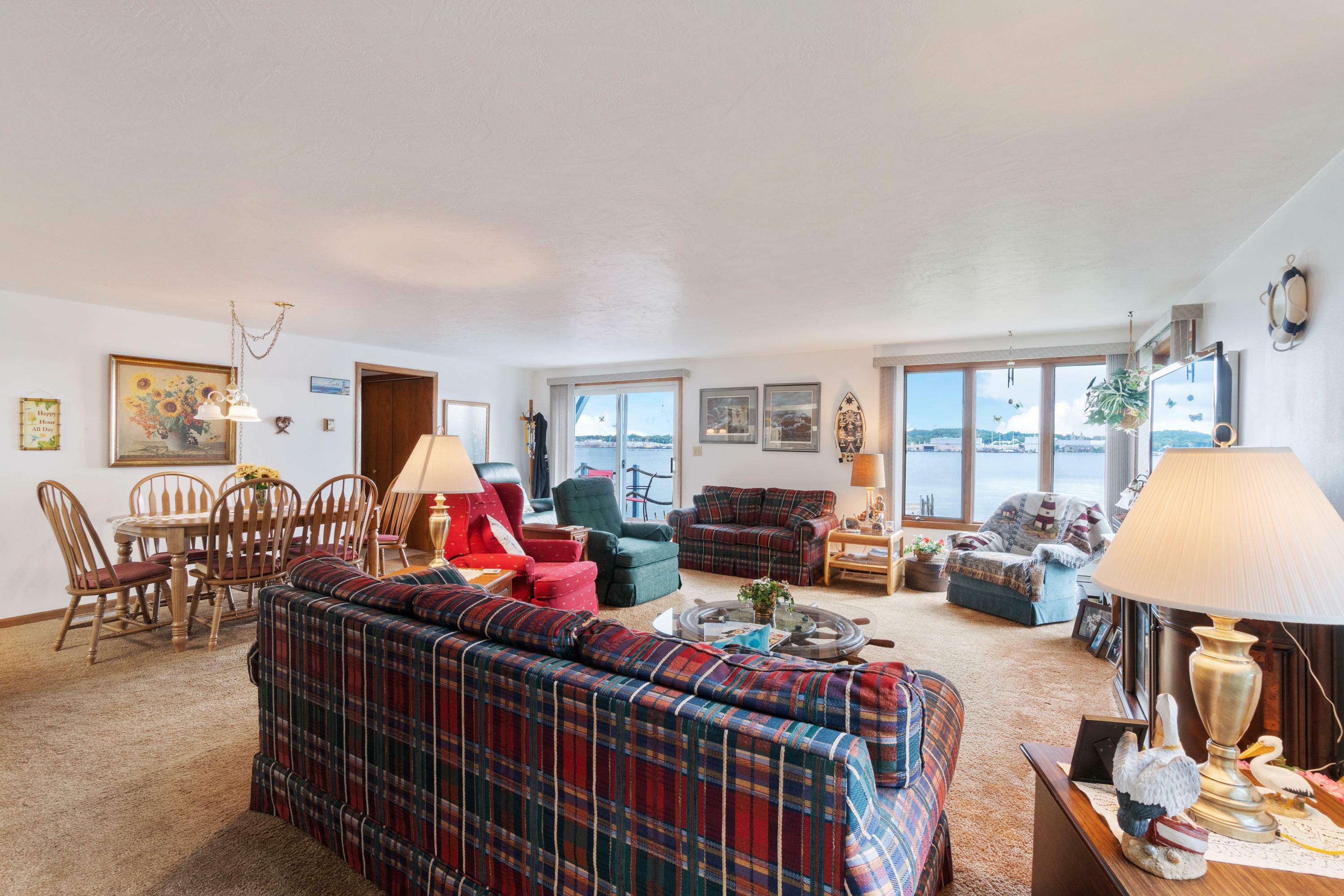 Property Photo: 440 N Hudson Ave WI 54235