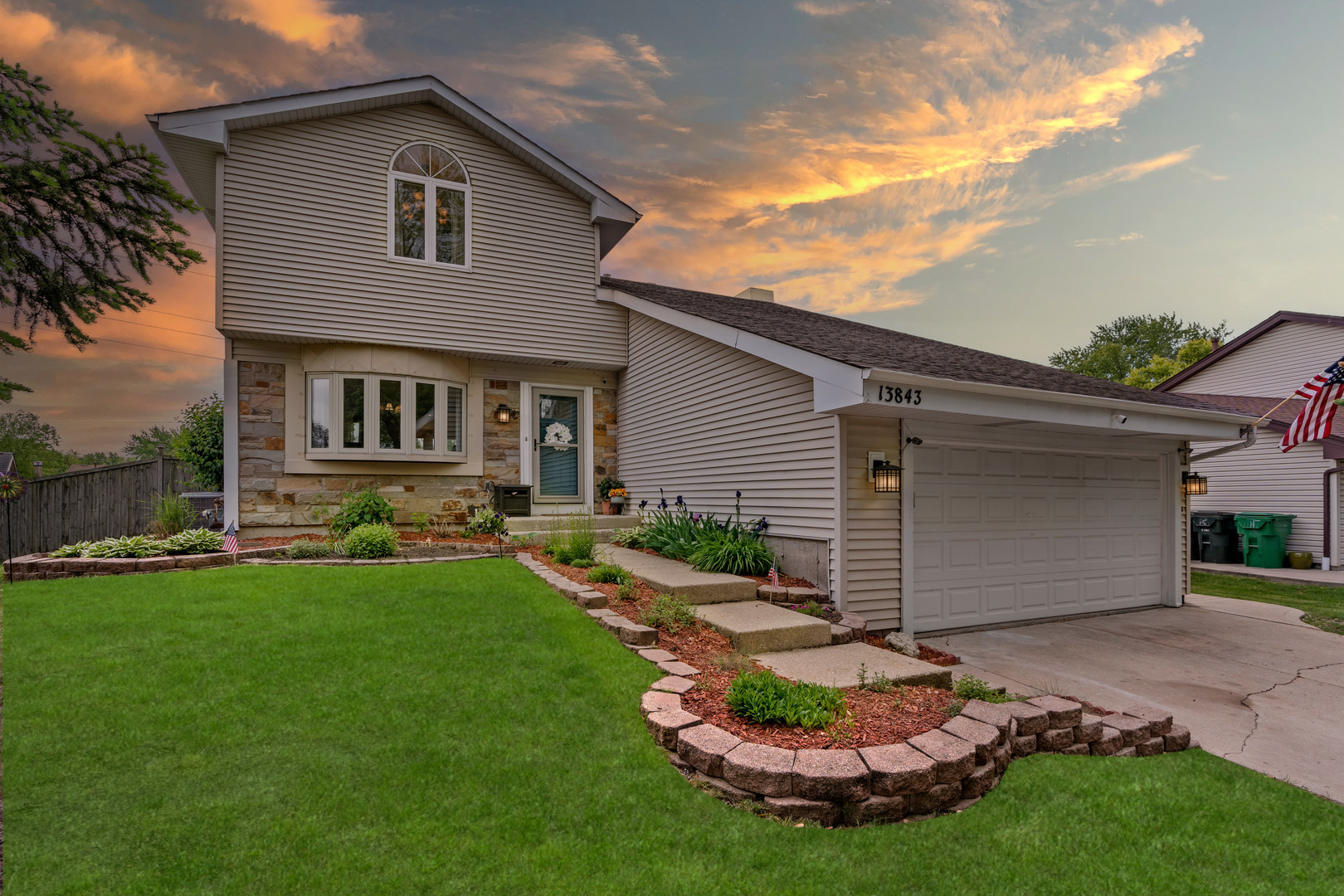 Property Photo: 13843 W Stoneoak Way IL 60491
