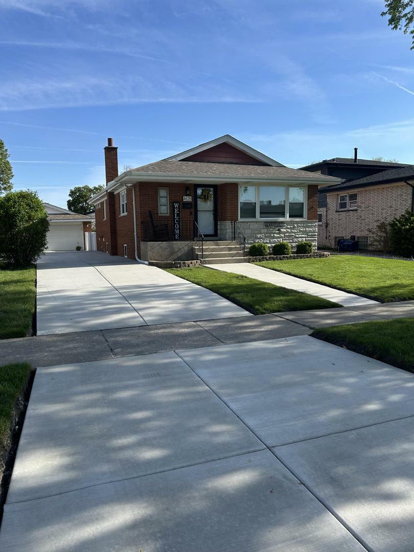 Property Photo: 4628 W 107th Street IL 60453