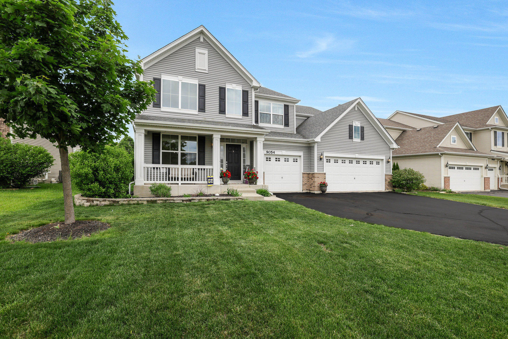 9054 Clinnin Lane  Huntley IL 60142 photo