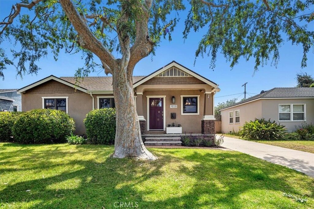 Property Photo: 7858 Bleriot Avenue CA 90045