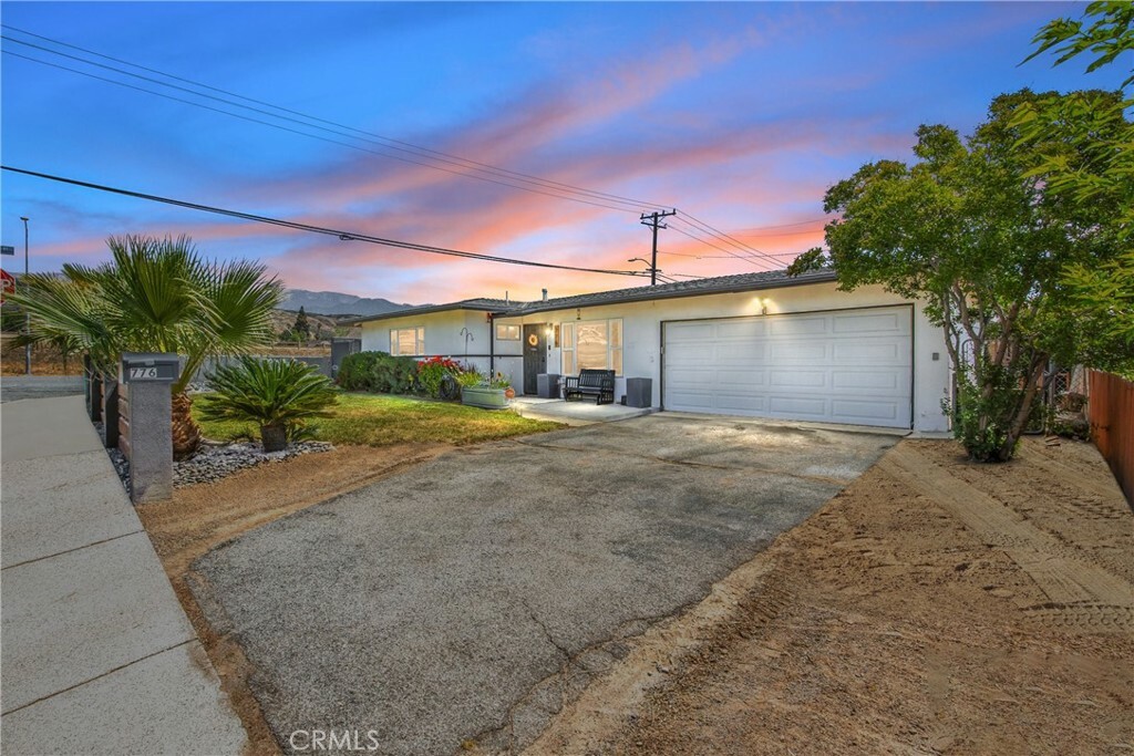 Property Photo:  776 N 17th Street  CA 92220 