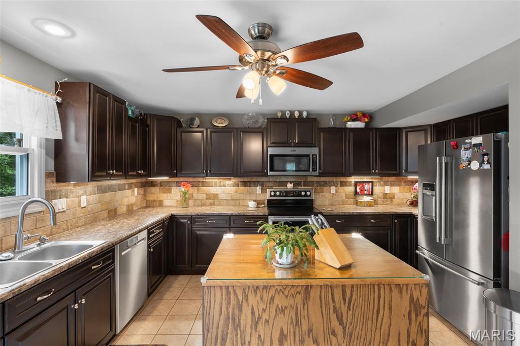 Property Photo: 8 White Pine Court MO 63084